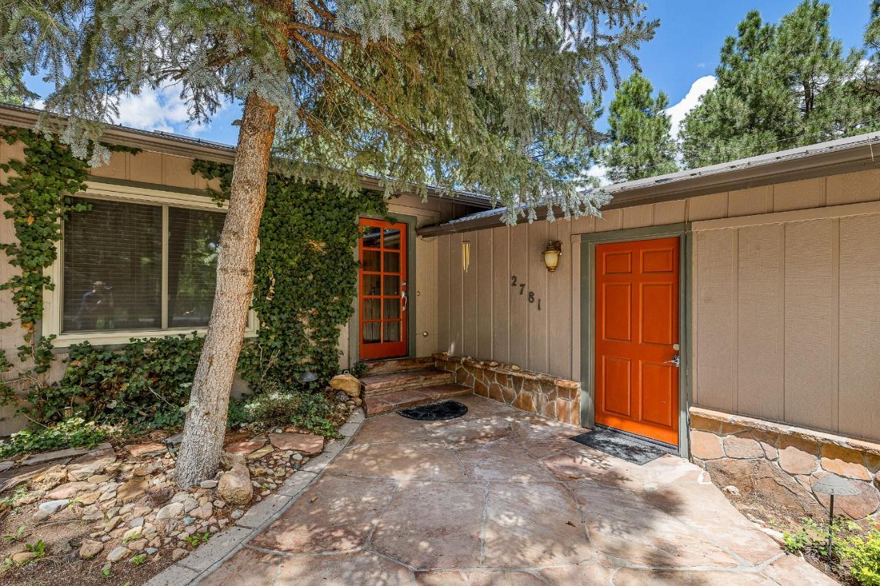 Captivating Continental Country Club Retreat With 4 Bdr And Spacious Deck! Flagstaff Bagian luar foto